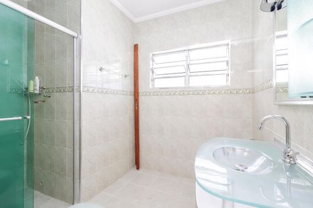 Casa para alugar com 116m², 2 quartos e 2 vagasBanheiro Social
