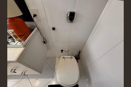 Casa de condomínio à venda com 220m², 3 quartos e sem vaga Casa de condomínio à venda com 220m², 3 quartos e sem vagaSuíte 2 - Banheiro