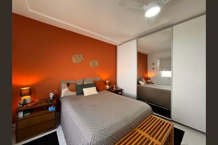 Casa de condomínio à venda com 220m², 3 quartos e sem vaga Casa de condomínio à venda com 220m², 3 quartos e sem vagaSuíte 3