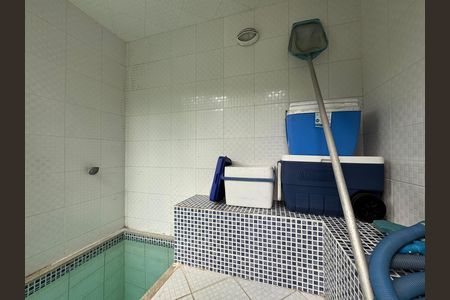 Casa de condomínio à venda com 220m², 3 quartos e sem vaga Casa de condomínio à venda com 220m², 3 quartos e sem vagaÁrea externa