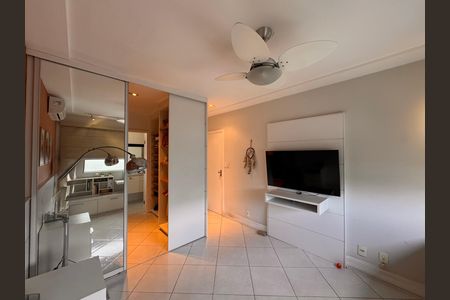 Casa de condomínio à venda com 220m², 3 quartos e sem vaga Casa de condomínio à venda com 220m², 3 quartos e sem vagaSuíte 2