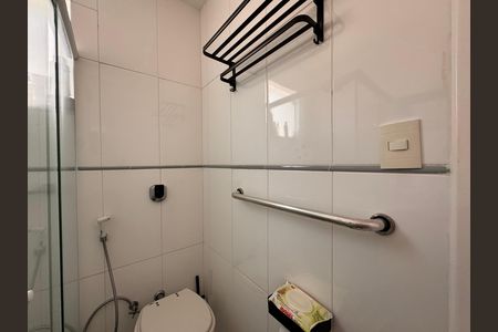 Casa de condomínio à venda com 220m², 3 quartos e sem vaga Casa de condomínio à venda com 220m², 3 quartos e sem vagaSuíte 3 - Banheiro
