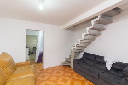 Sala de casa à venda com 2 quartos, 175m² em Conjunto Habitacional A. E. Carvalho, São Paulo