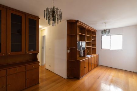 Sala de apartamento à venda com 2 quartos, 58m² em Vila Jacuí, São Paulo