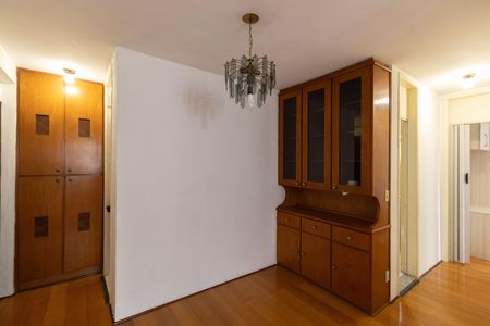 Apartamento à venda com 58m², 2 quartos e 1 vaga Apartamento à venda com 58m², 2 quartos e 1 vagaSala
