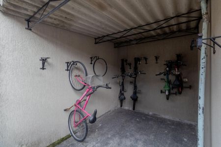 Apartamento à venda com 58m², 2 quartos e 1 vaga Apartamento à venda com 58m², 2 quartos e 1 vagaÁrea Comum - Bicicletário