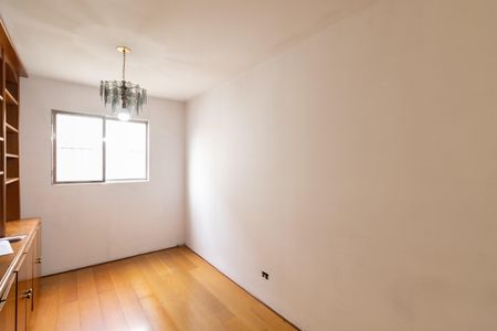 Sala de apartamento à venda com 2 quartos, 58m² em Vila Jacuí, São Paulo