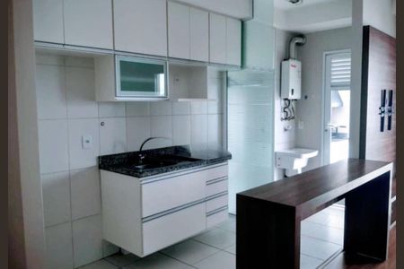 Foto 04 de apartamento para alugar com 2 quartos, 66m² em Taquaral, Campinas