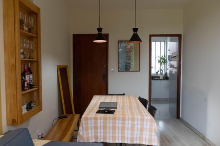 Apartamento à venda com 65m², 2 quartos e 1 vaga Apartamento à venda com 65m², 2 quartos e 1 vagaSala