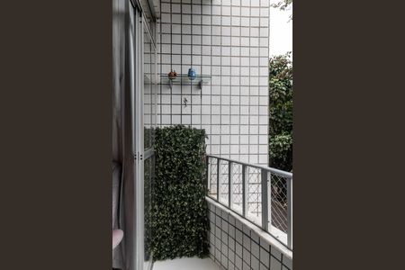 Varanda de apartamento à venda com 2 quartos, 65m² em Estoril, Belo Horizonte
