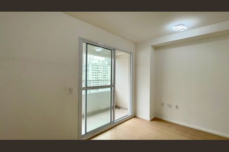 Studio à venda com 30m², 1 quarto e sem vaga Studio à venda com 30m², 1 quarto e sem vagaStudio
