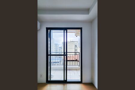 Varanda de kitnet/studio à venda com 1 quarto, 40m² em Imperial de São Cristóvão, Rio de Janeiro