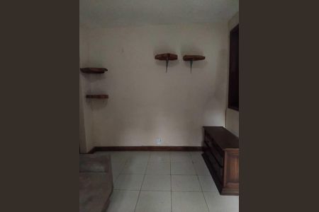 Sala de casa para alugar com 1 quarto, 70m² em Itanhangá, Rio de Janeiro