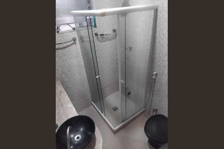 Banheiro de casa para alugar com 1 quarto, 70m² em Itanhangá, Rio de Janeiro