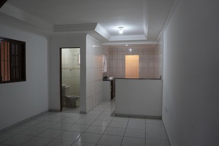 Casa para alugar com 3 quartos, 50m² em Jardim Helena, São Paulo