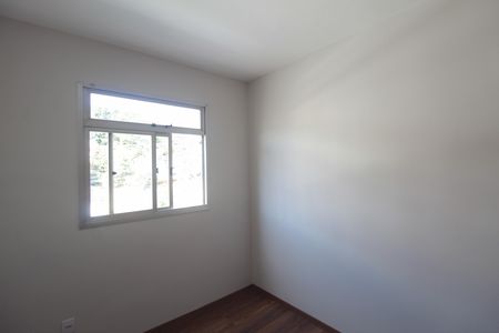 Quarto 1 de apartamento para alugar com 2 quartos, 58m² em Castelo, Belo Horizonte