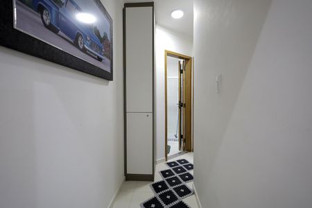 Apartamento à venda com 80m², 2 quartos e 1 vaga Apartamento à venda com 80m², 2 quartos e 1 vagaCorredor