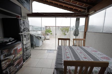 Apartamento à venda com 80m², 2 quartos e 1 vaga Apartamento à venda com 80m², 2 quartos e 1 vagaCobertura