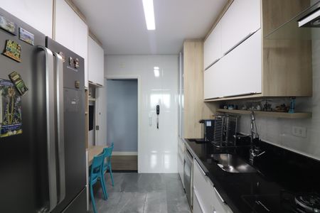 Apartamento para alugar com 109m², 3 quartos e 3 vagasCozinha 