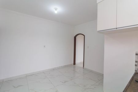 Casa para alugar com 40m², 1 quarto e sem vaga Casa para alugar com 40m², 1 quarto e sem vagaCozinha