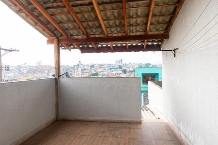Casa para alugar com 75m², 2 quartos e 1 vagaÁrea de Serviço