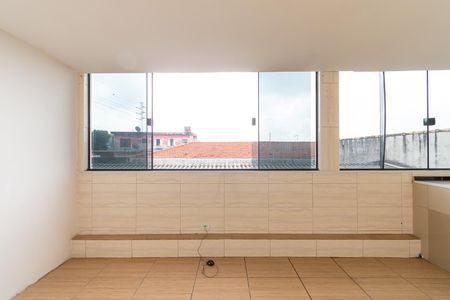 Casa para alugar com 75m², 2 quartos e 1 vagaSala