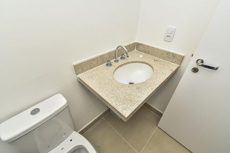 Studio à venda com 25m², 1 quarto e sem vaga Studio à venda com 25m², 1 quarto e sem vagaBanheiro