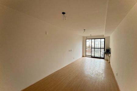 Kitnet/Studio para alugar com 1 quarto, 32m² em Centro, Rio de Janeiro
