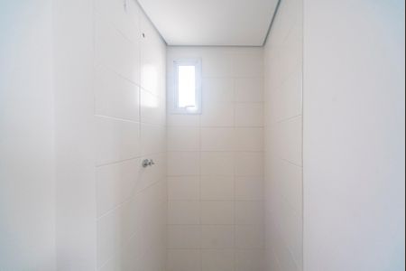 Apartamento à venda com 46m², 2 quartos e 1 vaga Apartamento à venda com 46m², 2 quartos e 1 vagaBanheiro