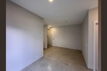 Sala de apartamento para alugar com 2 quartos, 48m² em Recreio dos Bandeirantes, Rio de Janeiro