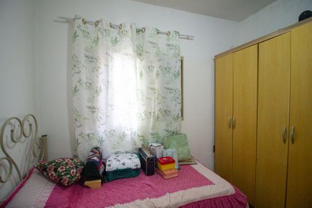 Casa para alugar com 100m², 2 quartos e 1 vaga Casa para alugar com 100m², 2 quartos e 1 vagaQuarto