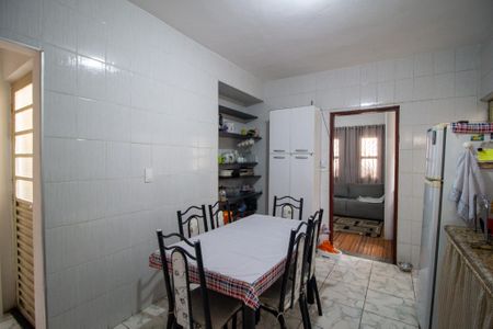 Casa para alugar com 100m², 2 quartos e 1 vaga Casa para alugar com 100m², 2 quartos e 1 vagaCozinha