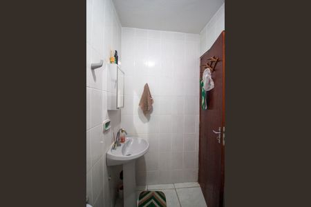 Casa para alugar com 100m², 2 quartos e 1 vaga Casa para alugar com 100m², 2 quartos e 1 vagaBanheiro