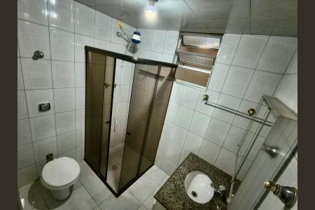 Banheiro de casa para alugar com 2 quartos, 100m² em Conjunto Habitacional Brigadeiro Faria Lima, São Paulo