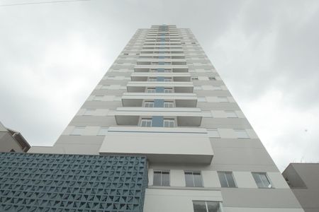 Apartamento à venda com 46m², 2 quartos e 1 vagaFachada e portaria