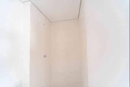 Apartamento à venda com 46m², 2 quartos e 1 vaga Apartamento à venda com 46m², 2 quartos e 1 vagaBanheiro social
