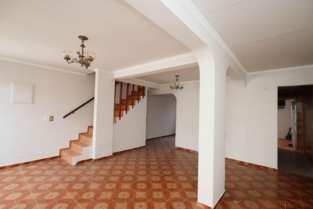 Sala  de casa à venda com 4 quartos, 148m² em Vila Nilo, São Paulo