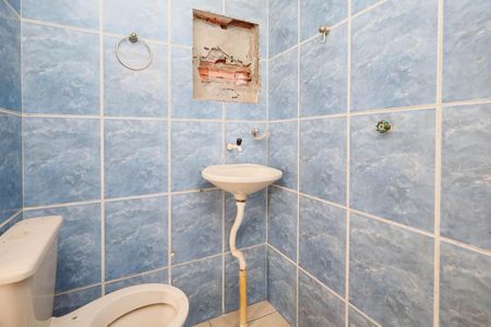 Casa à venda com 148m², 4 quartos e 2 vagasBanheiro 2