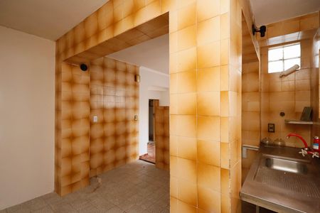 Casa à venda com 148m², 4 quartos e 2 vagasCozinha 