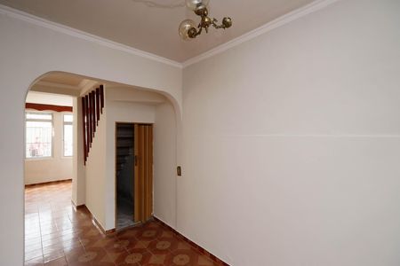 Sala  de casa à venda com 4 quartos, 148m² em Vila Nilo, São Paulo