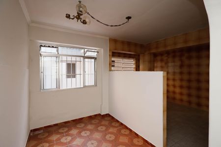 Casa à venda com 148m², 4 quartos e 2 vagasSala 