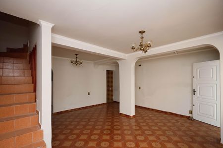 Sala  de casa à venda com 4 quartos, 148m² em Vila Nilo, São Paulo