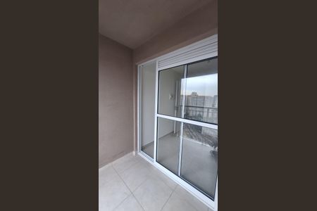 Apartamento à venda com 34m², 2 quartos e sem vaga Apartamento à venda com 34m², 2 quartos e sem vagaVaranda