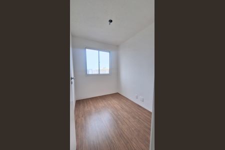 Quarto de apartamento à venda com 2 quartos, 34m² em Parque Industrial Tomas Edson, São Paulo