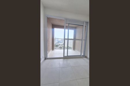 Sala de apartamento à venda com 2 quartos, 34m² em Parque Industrial Tomas Edson, São Paulo