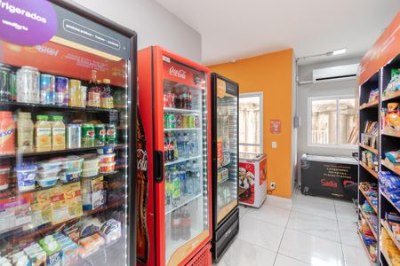 Apartamento à venda com 50m², 2 quartos e 1 vaga Apartamento à venda com 50m², 2 quartos e 1 vagaMini Mercado