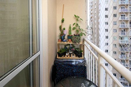 Apartamento à venda com 34m², 2 quartos e sem vagaVaranda