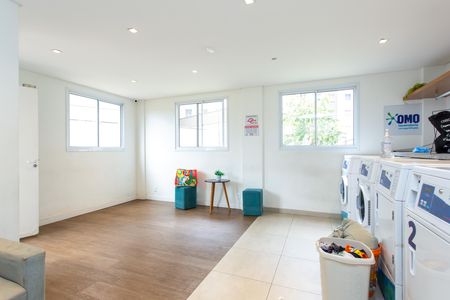 Apartamento à venda com 34m², 2 quartos e sem vaga Apartamento à venda com 34m², 2 quartos e sem vagaÁrea comum - Lavanderia