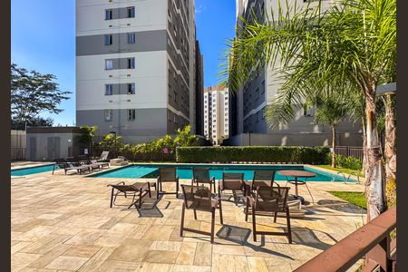 Apartamento à venda com 34m², 2 quartos e sem vaga Apartamento à venda com 34m², 2 quartos e sem vagaÁrea comum - Piscina