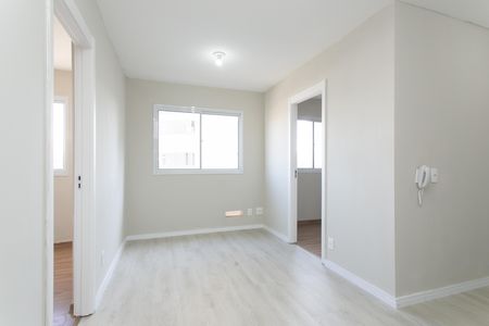 Apartamento à venda com 2 quartos, 34m² em Guaianazes, São Paulo